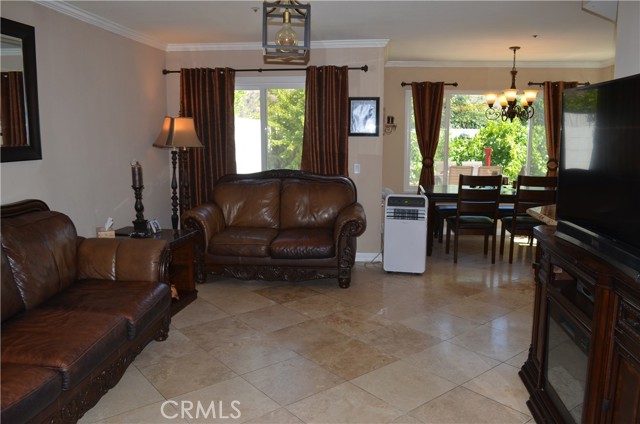 25592 Aragon Way, Yorba Linda CA: https://media.crmls.org/medias/1da8e2a8-371a-4441-87a2-cafe54846202.jpg