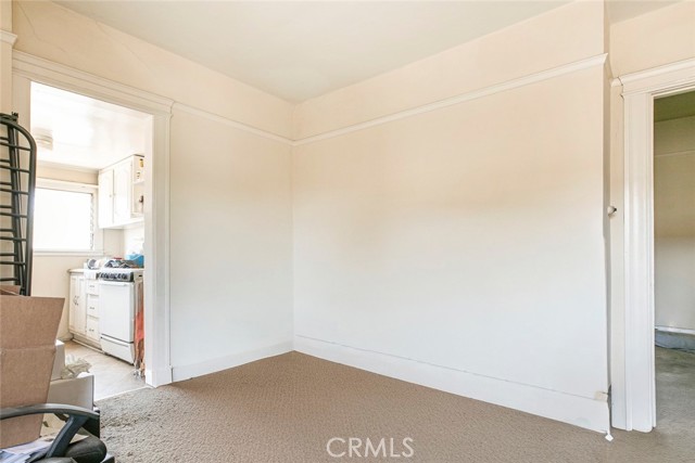 Detail Gallery Image 43 of 61 For 325 S Los Robles Ave, Pasadena,  CA 91101 - – Beds | – Baths