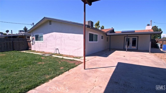 Detail Gallery Image 26 of 26 For 3112 Leonard St, Bakersfield,  CA 93304 - 3 Beds | 2 Baths