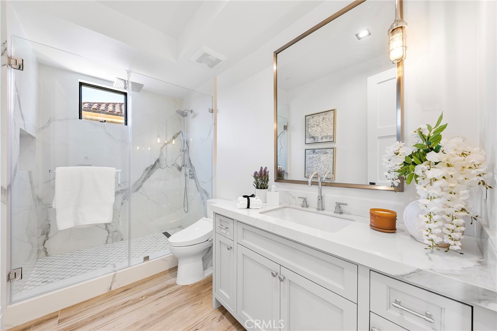 MLS #OC25256667 image #29