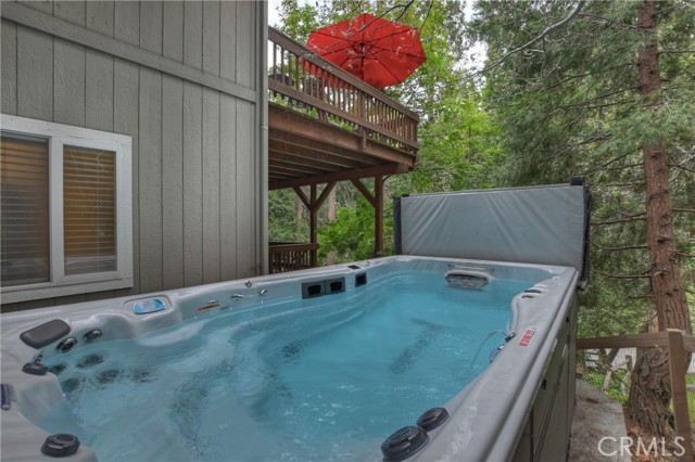 24586 Horst Drive, Crestline CA: https://media.crmls.org/medias/1dadfd6c-ec73-43b2-a1f1-eee36e73934c.jpg