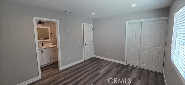 Detail Gallery Image 14 of 21 For 2726 W Pendleton Ave, Santa Ana,  CA 92704 - 4 Beds | 3 Baths