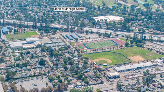 Detail Gallery Image 37 of 39 For 2461 Saint Pierre, Altadena,  CA 91001 - 4 Beds | 2 Baths