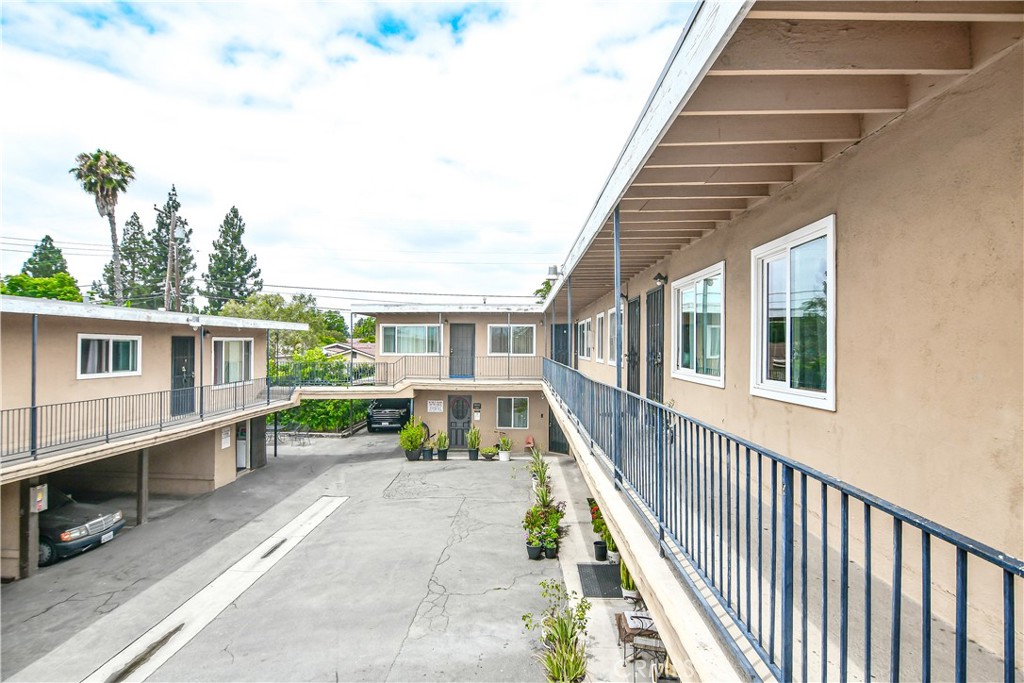MLS #OC26160223 image #3
