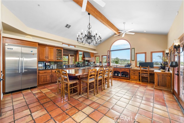 30505 Sloan Canyon Road, Castaic CA: https://media.crmls.org/medias/1daf8119-9b23-42b4-9ff6-76ba04cbc2c5.jpg