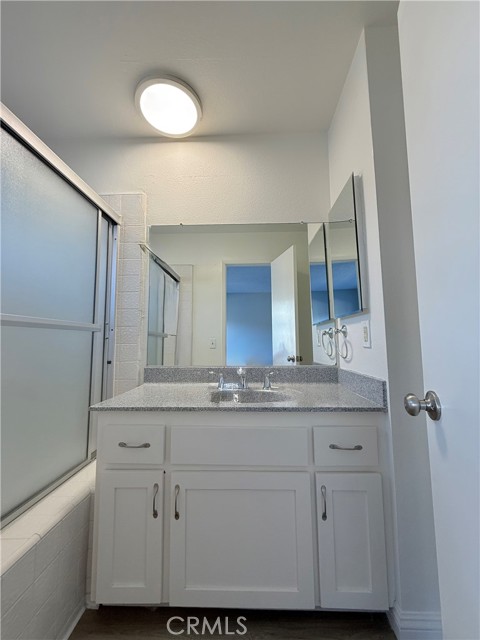 Detail Gallery Image 17 of 26 For 5250 Colodny Dr #19,  Agoura Hills,  CA 91301 - 2 Beds | 2/1 Baths