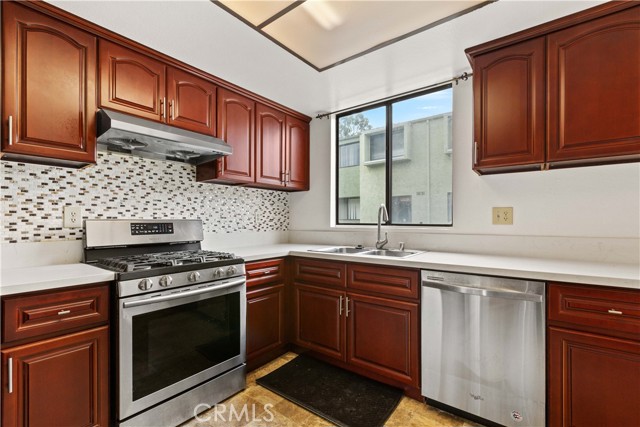 Detail Gallery Image 2 of 21 For 1837 San Diego St, West Covina,  CA 91790 - 2 Beds | 2/1 Baths