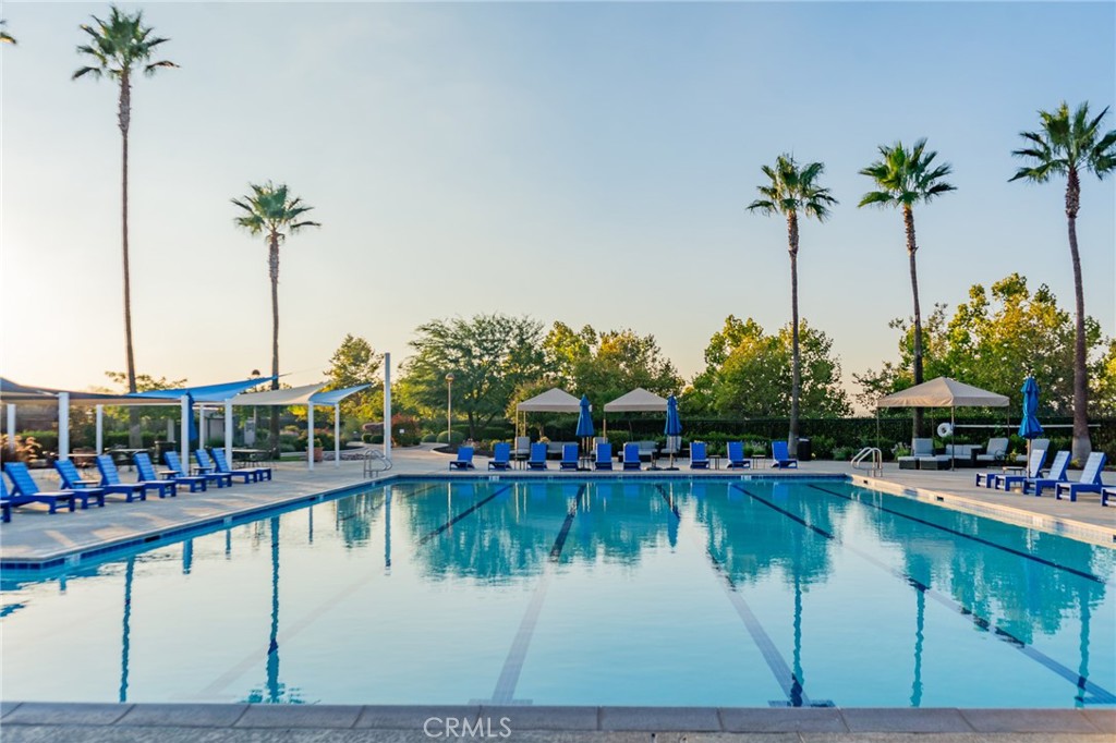 https://media.crmls.org/medias/1db06b8e-13aa-49b4-baa1-53ba2a423316.jpg?preset=X-Large