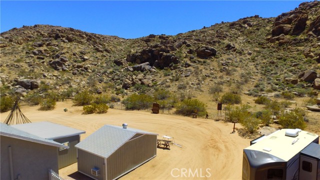 24212 Kansa Road, Apple Valley CA: https://media.crmls.org/medias/1db07807-22cb-489c-8c47-0ea6d4ca0ed7.jpg