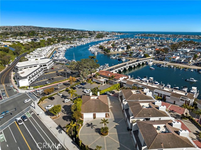 Detail Gallery Image 58 of 73 For 1030 Bayside #702,  Newport Beach,  CA 92660 - 2 Beds | 2 Baths