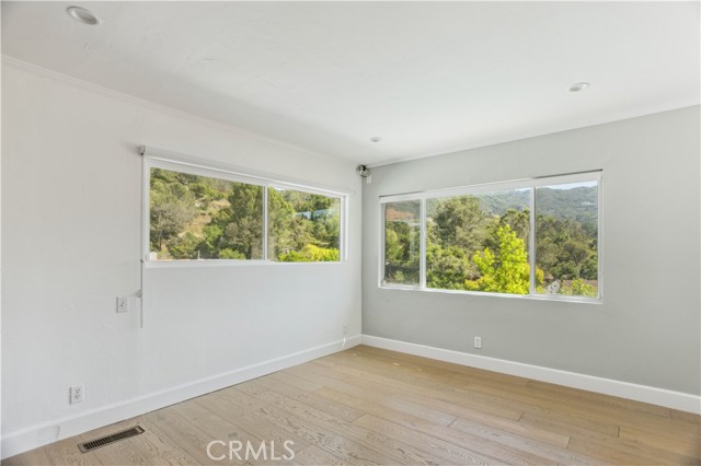 Detail Gallery Image 32 of 49 For 25650 Timpangos Dr, Calabasas,  CA 91302 - 5 Beds | 4/1 Baths