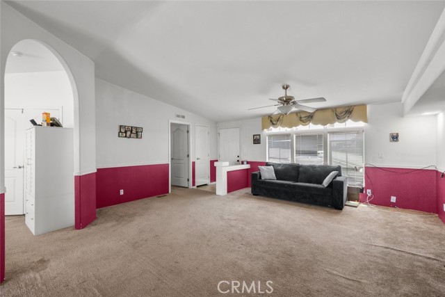 6241 Sespe Avenue, Mojave CA: https://media.crmls.org/medias/1db221e6-b079-43fc-8fe3-402ddc3ea802.jpg