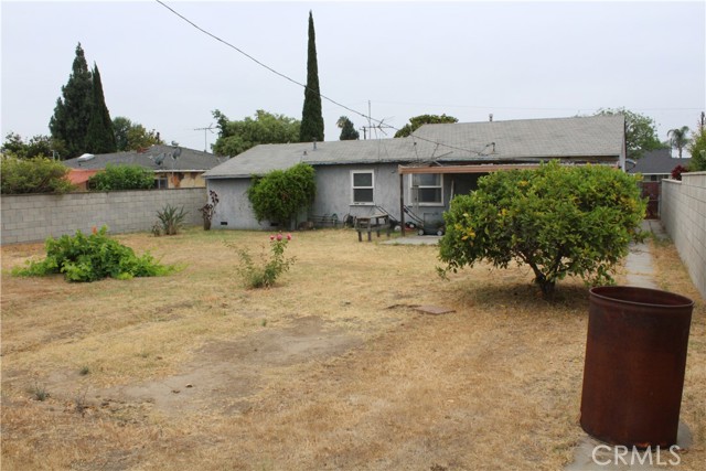 14430 Dinard Avenue, Norwalk CA: https://media.crmls.org/medias/1db23dd7-7550-4d09-88d9-85910e251500.jpg