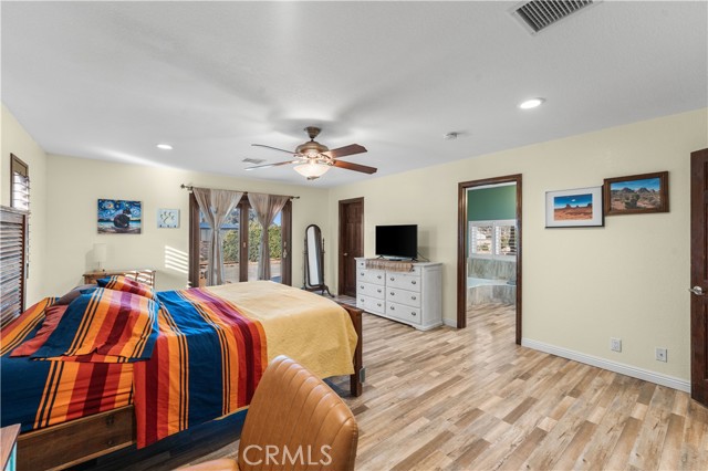 Detail Gallery Image 27 of 75 For 2651 W Avenue N12, Palmdale,  CA 93551 - 5 Beds | 4 Baths