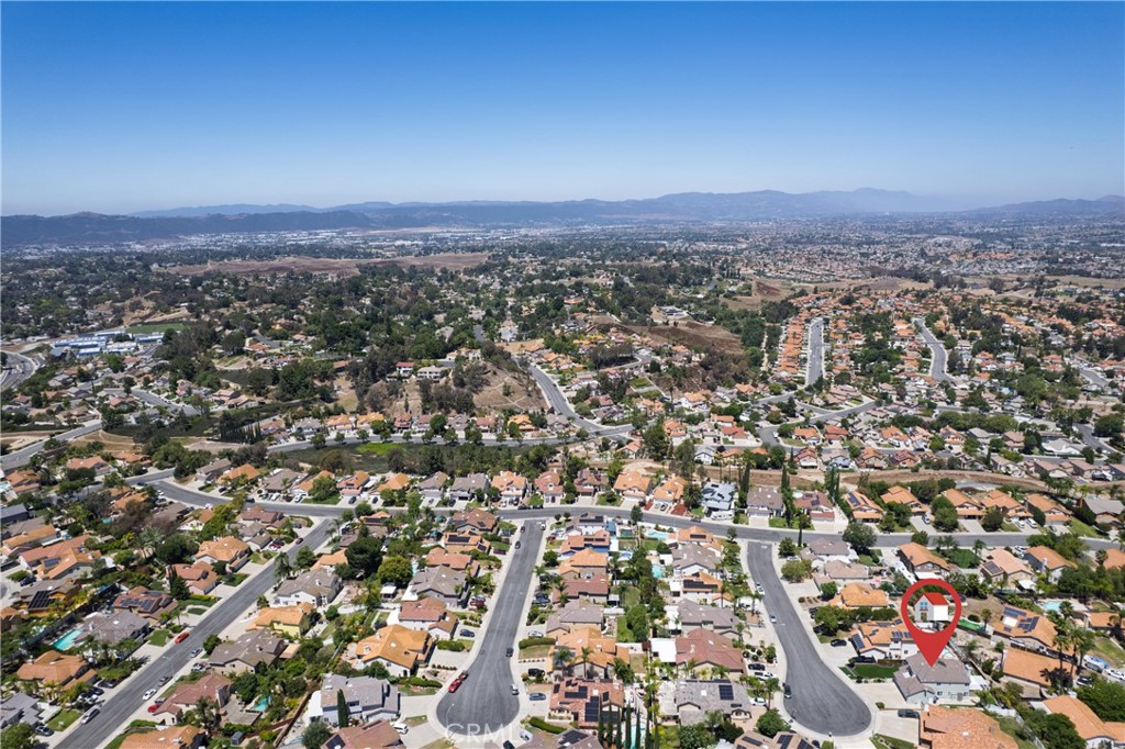 https://media.crmls.org/medias/1db3c27c-4298-406f-b571-c6ffec2a708d.jpg?preset=X-Large