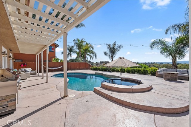 40493 Calle Katerine, Temecula CA: https://media.crmls.org/medias/1db431a1-4155-4556-b0d0-98621b7f8cc5.jpg
