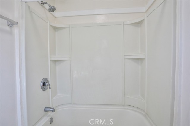 Detail Gallery Image 15 of 34 For 2867 Edgehill Dr, Los Angeles,  CA 90018 - – Beds | – Baths