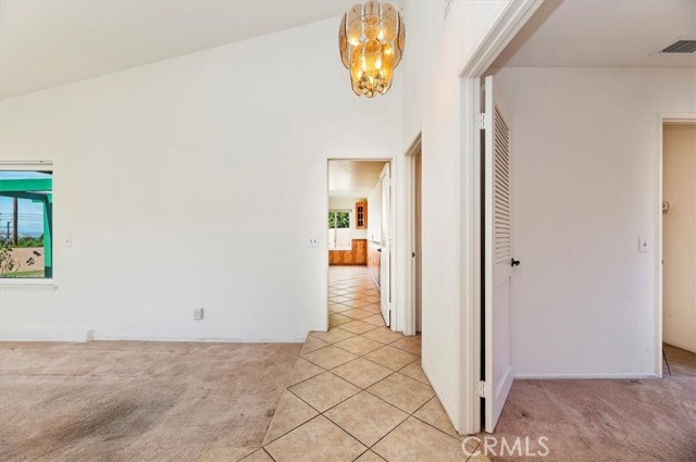 Detail Gallery Image 8 of 52 For 1573 Camelot Dr, Corona,  CA 92882 - 3 Beds | 2 Baths