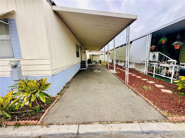 Detail Gallery Image 2 of 31 For 323 N Euclid St #148,  Santa Ana,  CA 92703 - 4 Beds | 2 Baths