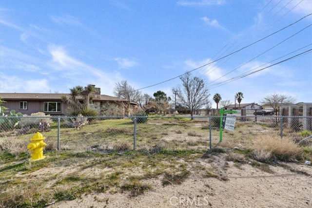 Detail Gallery Image 26 of 33 For 13285 Mesquite, Apple Valley,  CA 92308 - 3 Beds | 2/1 Baths