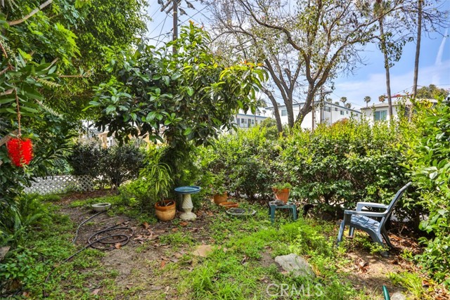 Detail Gallery Image 4 of 19 For 238 Bicknell, Santa Monica,  CA 90405 - – Beds | – Baths