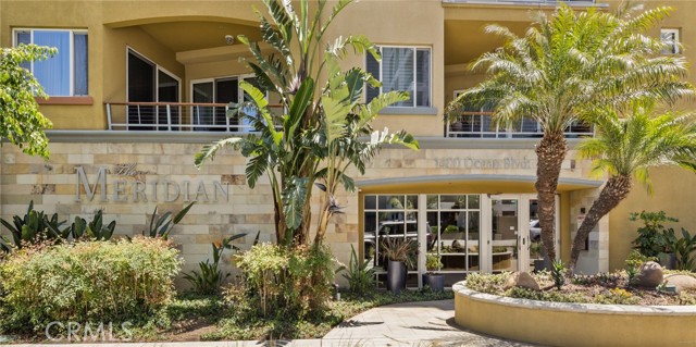 1400 E Ocean Boulevard, Long Beach CA: https://media.crmls.org/medias/1db72519-58ea-4b28-acf3-a68bb38b2d7b.jpg