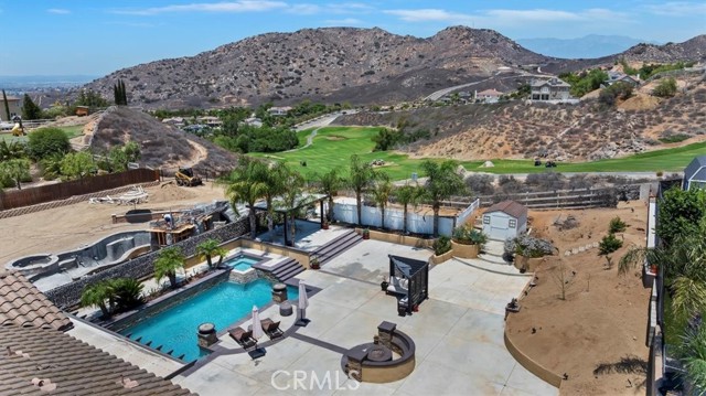239 Cross Rail Lane, Norco CA: https://media.crmls.org/medias/1db79e75-7f92-4edd-b9a7-8fd6e5072404.jpg