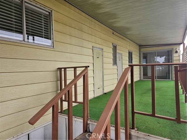 Image 15 of 29 For 1150 Ventura Boulevard 12