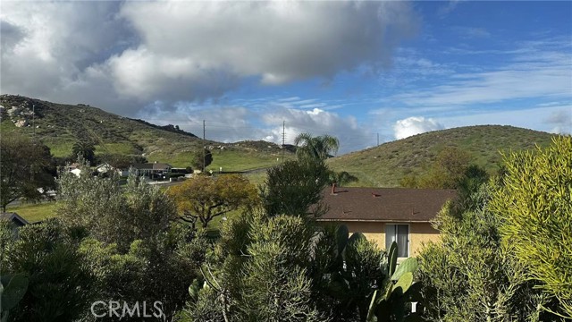 7929 bolton ave, Riverside CA: https://media.crmls.org/medias/1db8c9d6-89e1-4010-af28-273dbd81ab04.jpg