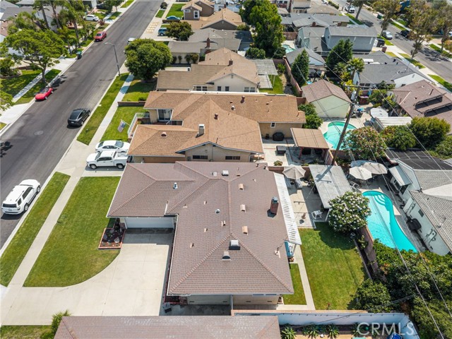 2137 Ostrom Avenue, Long Beach CA: https://media.crmls.org/medias/1dbaaff9-419c-4909-a6f6-6f25a1b740fb.jpg