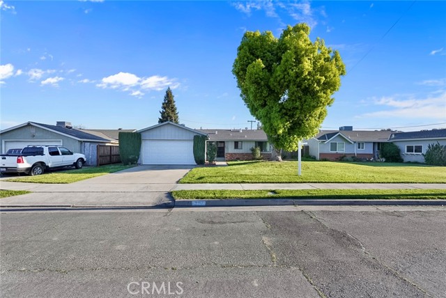 Detail Gallery Image 3 of 29 For 729 Mulberry, Atwater,  CA 95301 - 3 Beds | 2 Baths