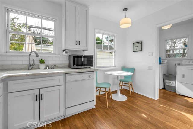 Detail Gallery Image 5 of 15 For 13958 Morrison St, Sherman Oaks,  CA 91423 - 3 Beds | 1 Baths