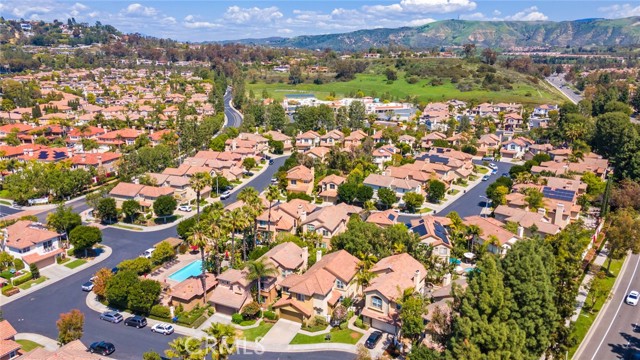 Detail Gallery Image 31 of 34 For 2515 Lewis Dr, Tustin,  CA 92782 - 4 Beds | 2/1 Baths