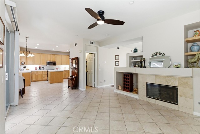 Detail Gallery Image 7 of 38 For 7814 Orchid, Huntington Beach,  CA 92648 - 4 Beds | 2/1 Baths