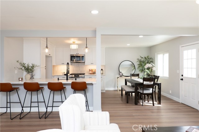 Detail Gallery Image 16 of 32 For 2275 Farringdon Ave, Pomona,  CA 91768 - 3 Beds | 2 Baths