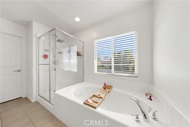 Detail Gallery Image 7 of 13 For 23407 Crystal Way, Wildomar,  CA 92595 - 5 Beds | 3 Baths