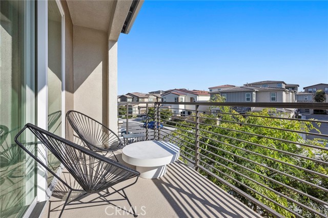 Detail Gallery Image 10 of 29 For 220 Siena, Lake Forest,  CA 92630 - 3 Beds | 3/1 Baths