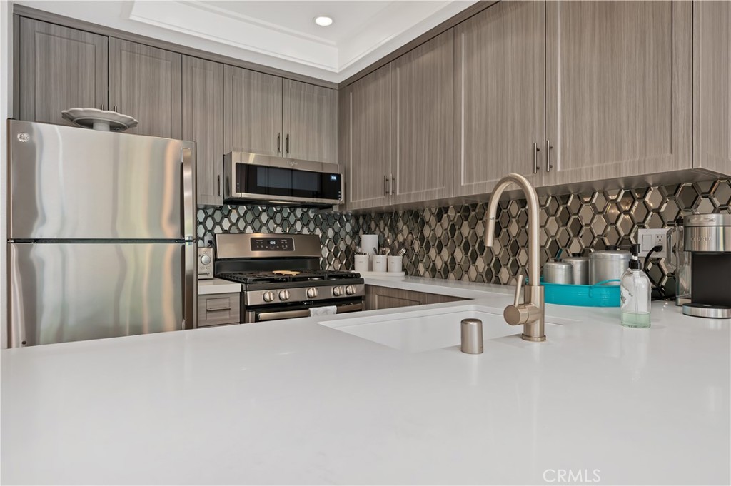 17082 Pacific Coast Highway #102