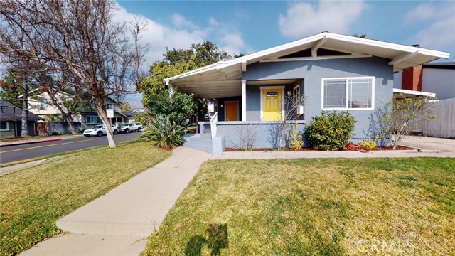 525 Foothill Boulevard, Monrovia, California 91016, 2 Bedrooms Bedrooms, ,1 BathroomBathrooms,Residential,For Sale,Foothill,PW22007293