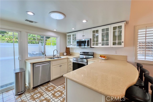 Detail Gallery Image 14 of 75 For 29383 Quail Run Dr, Agoura Hills,  CA 91301 - 4 Beds | 2 Baths