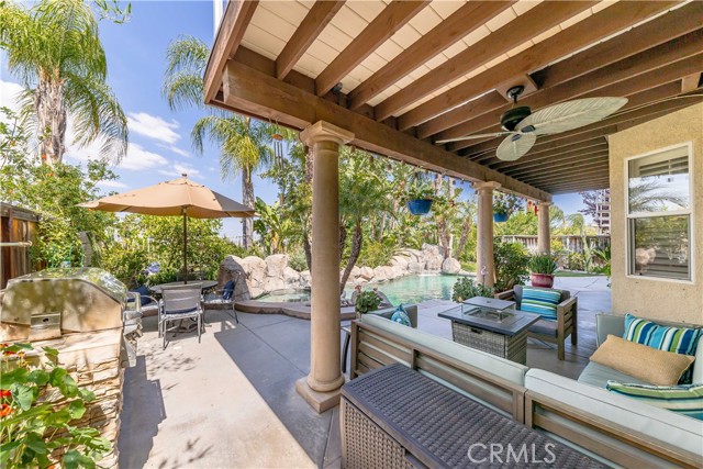 17 Ponte Brava, Lake Elsinore CA: https://media.crmls.org/medias/1dc096e8-cc9d-48c4-a67d-14b1fd17822a.jpg
