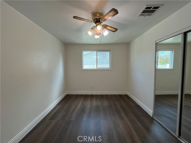 Detail Gallery Image 9 of 13 For 24101 Victory, West Hills,  CA 91307 - 3 Beds | 2 Baths