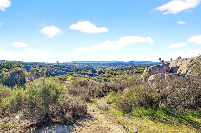 Detail Gallery Image 12 of 40 For 38950 Hoss St, Temecula,  CA 92592 - – Beds | – Baths