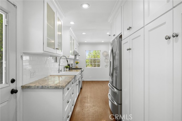 5834 Costello Avenue, Van Nuys CA: https://media.crmls.org/medias/1dc27328-a9b4-4193-a1d6-8663aa247182.jpg