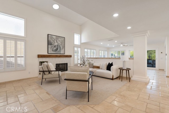 Detail Gallery Image 8 of 58 For 1222 S Silver Star Way, Anaheim Hills,  CA 92808 - 5 Beds | 3/1 Baths