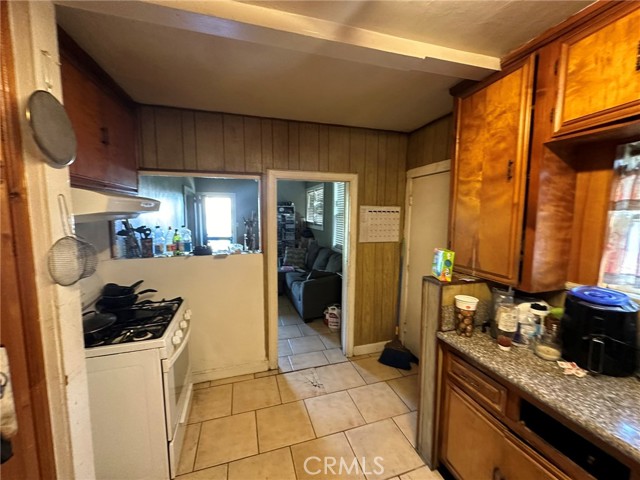 Detail Gallery Image 11 of 20 For 339 W 76th, Los Angeles,  CA 90003 - – Beds | – Baths