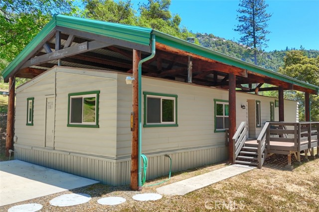Detail Gallery Image 3 of 48 For 2843 E Westfall Rd, Mariposa,  CA 95338 - 2 Beds | 2 Baths