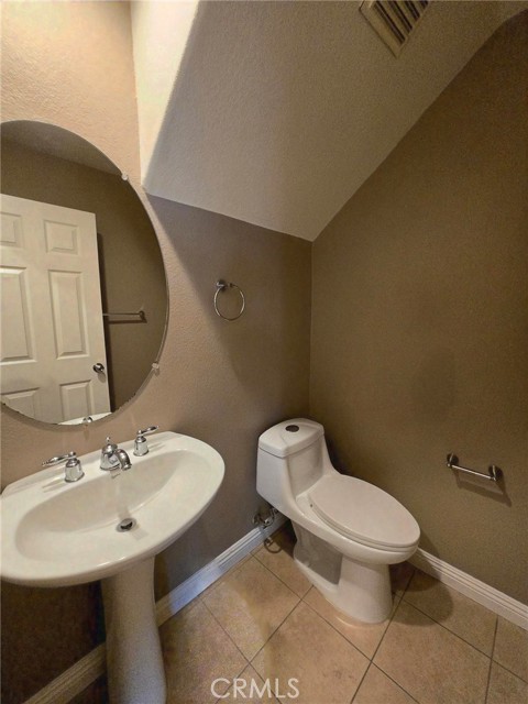 Detail Gallery Image 10 of 26 For 1750 E D St, Ontario,  CA 91764 - 3 Beds | 2/1 Baths
