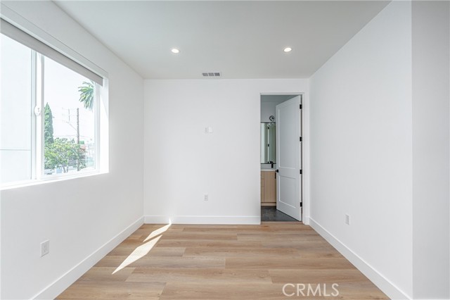 Detail Gallery Image 35 of 61 For 616 N Rampart Bld, Silver Lake Los Angeles,  CA 90026 - 4 Beds | 3/1 Baths