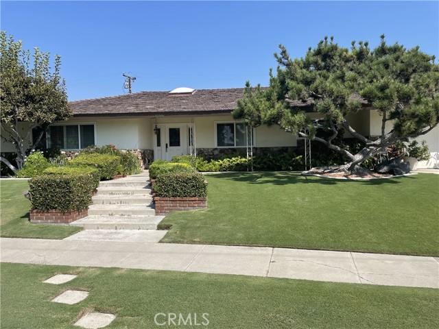 13752 Dall Ln, North Tustin, CA 92705